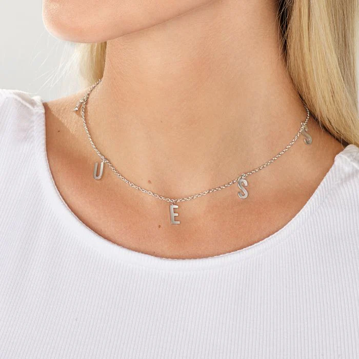 GUESS 15-17" Letters Charm Chain SST - Image 3