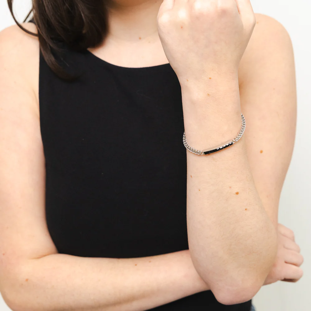 Guess Crystals Plate Bracelet - Image 2