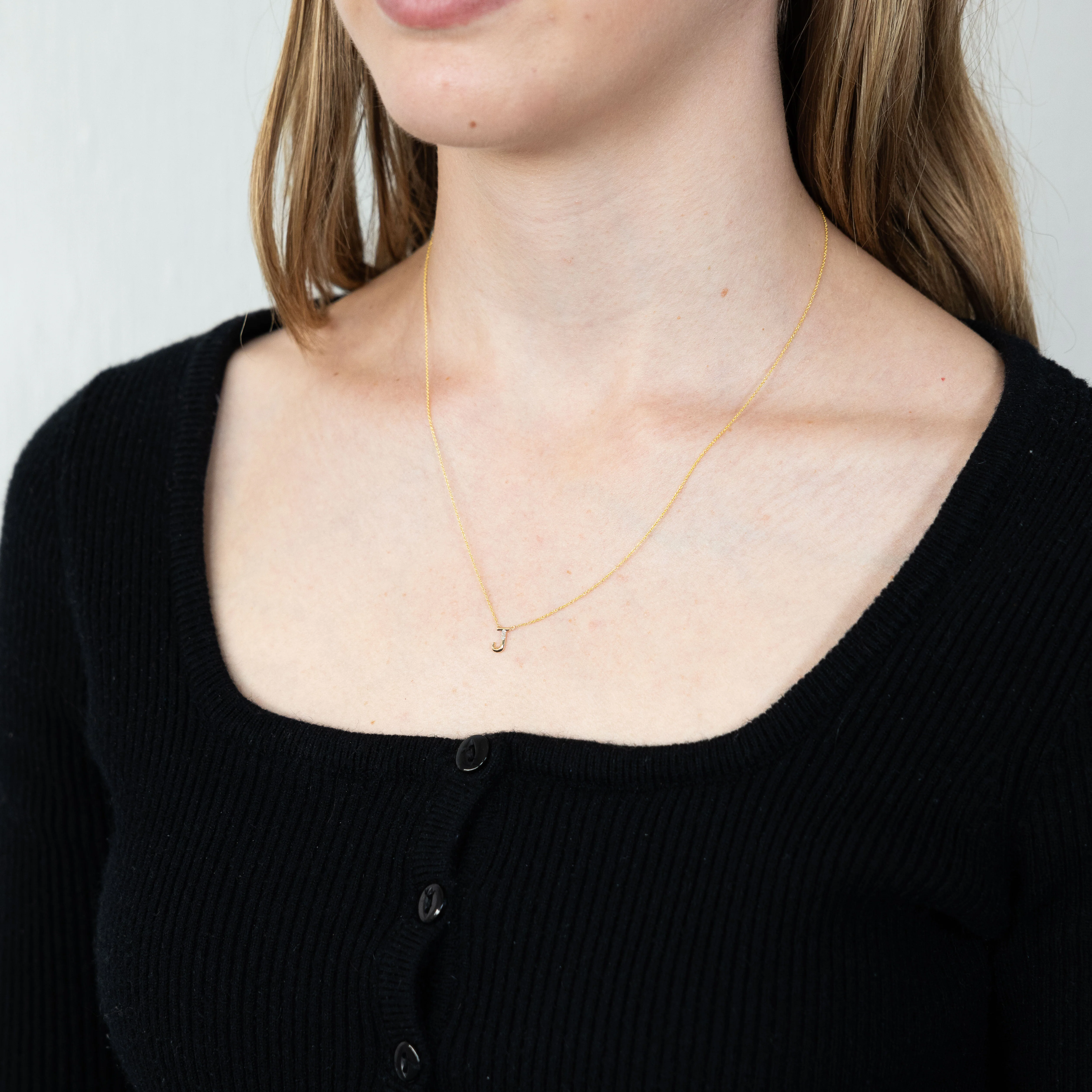 Initial J Diamond Pendant in 9ct Yellow Gold - Image 2