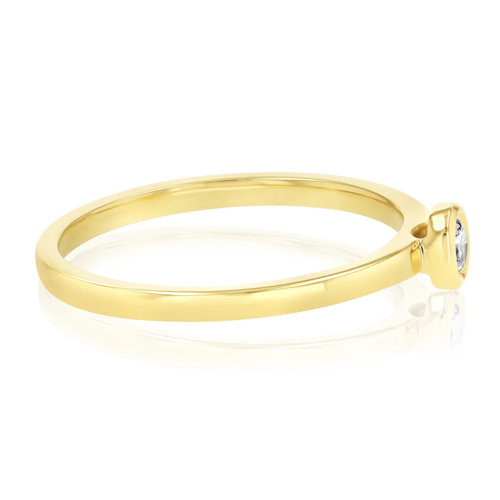 Luminesce Lab Grown 1/10 Carat Brilliant Cut Bezel Solitaire Diamond Ring in 9ct Yellow Gold - Image 2