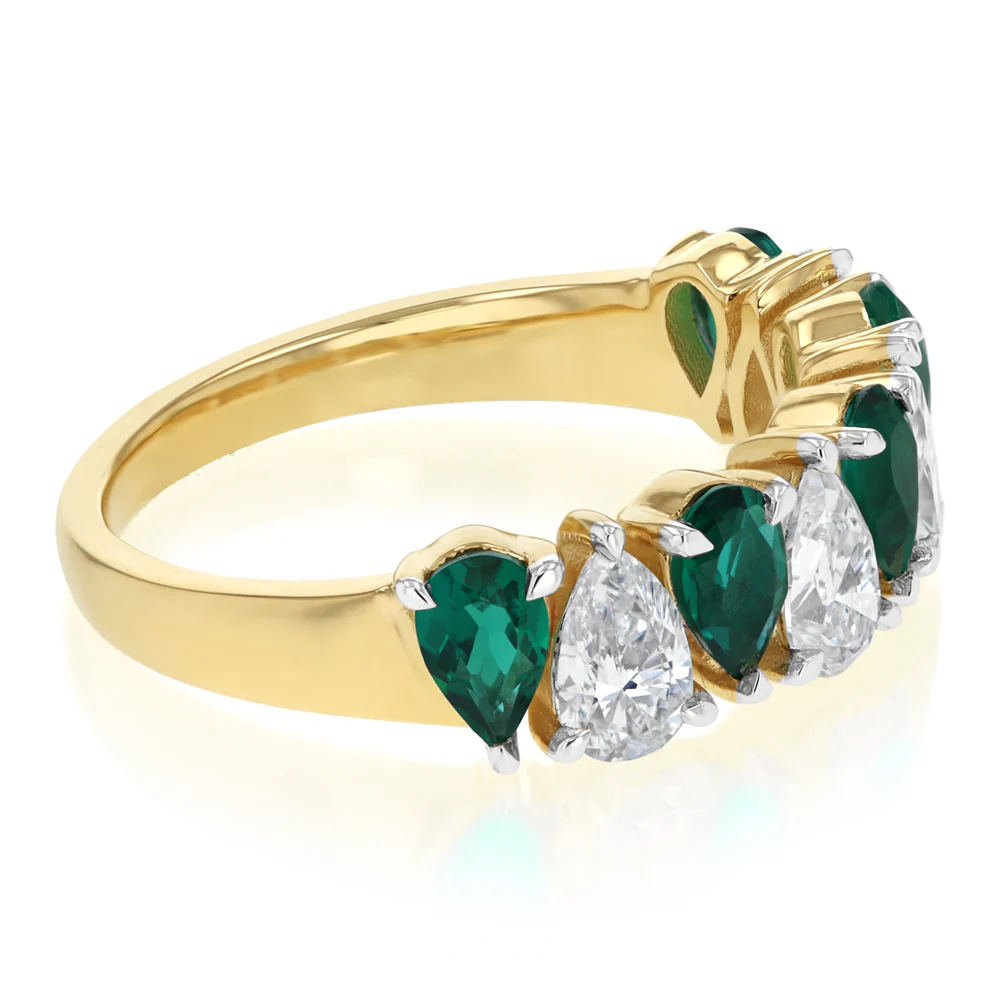 Luminesce Lab Grown 1 Carat Diamond and 1.20 Carat Created Emerald Ring in 9ct Yellow Gold - Image 2