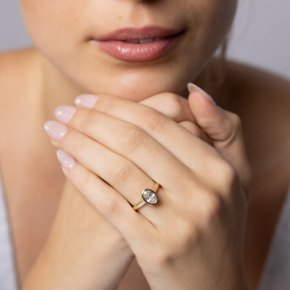 Luminesce Lab Grown 1 Carat Diamond Bezel Solitaire Ring in 9ct Yellow Gold - Image 3