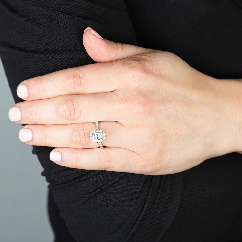 Luminesce Lab Grown 1 Carat Diamond Oval Halo Ring in 18ct White Gold - Image 3