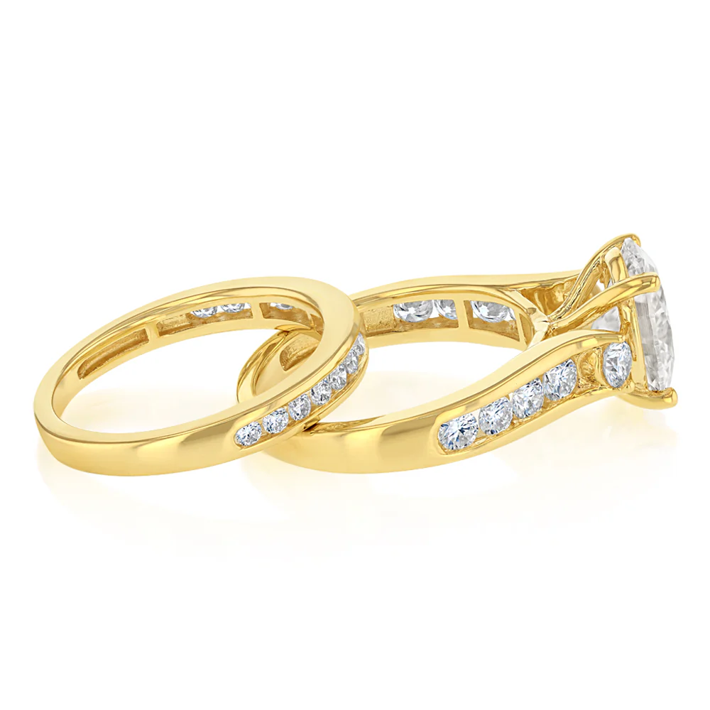 Luminesce Lab Grown 2.9 Carats with 2 Carats Centre Oval Diamond Bridal Set in 9ct Yellow Gold - Image 2