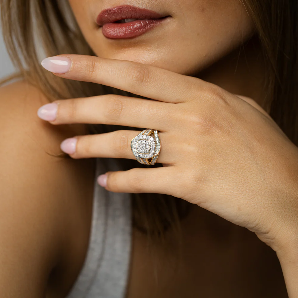Luminesce Lab Grown 2 Carat Diamond Ring in 9ct Yellow Gold - Image 4
