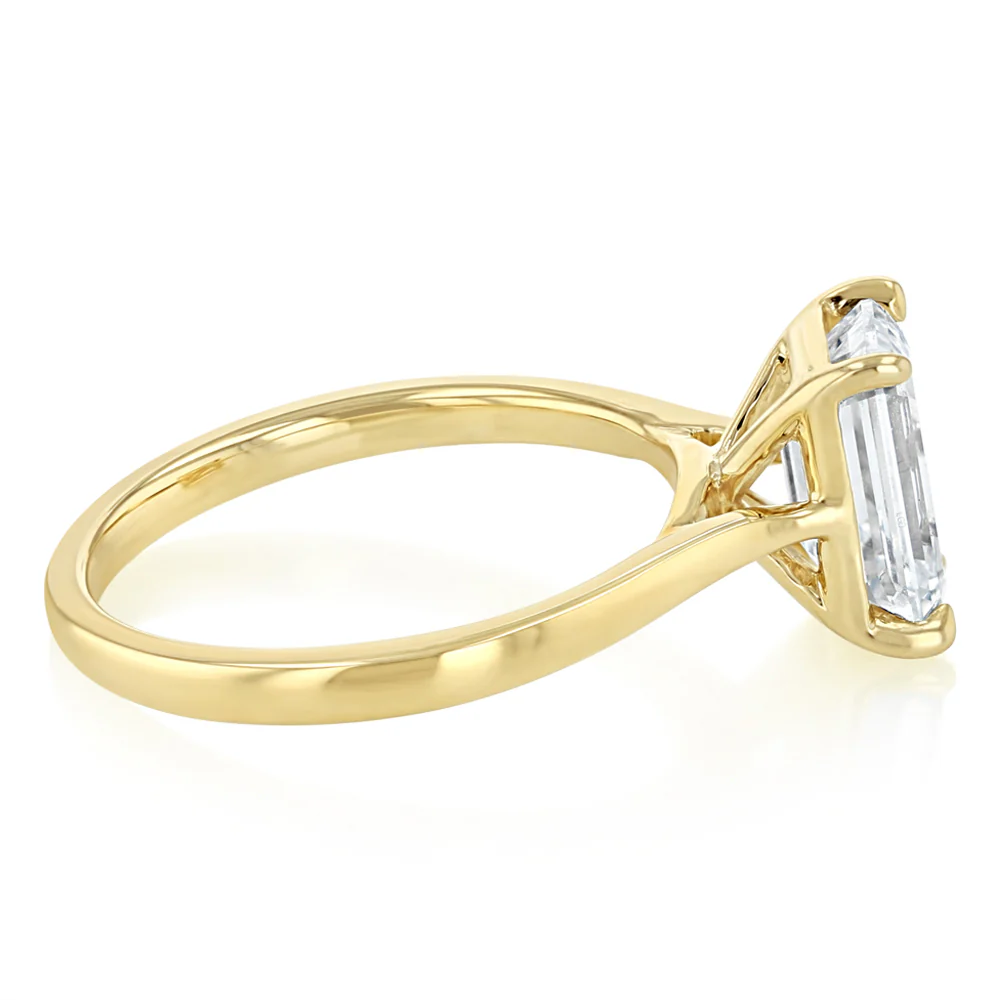 Luminesce Lab Grown 2 Carat Diamond Solitaire Emerald Ring in 9ct Yellow Gold - Image 2