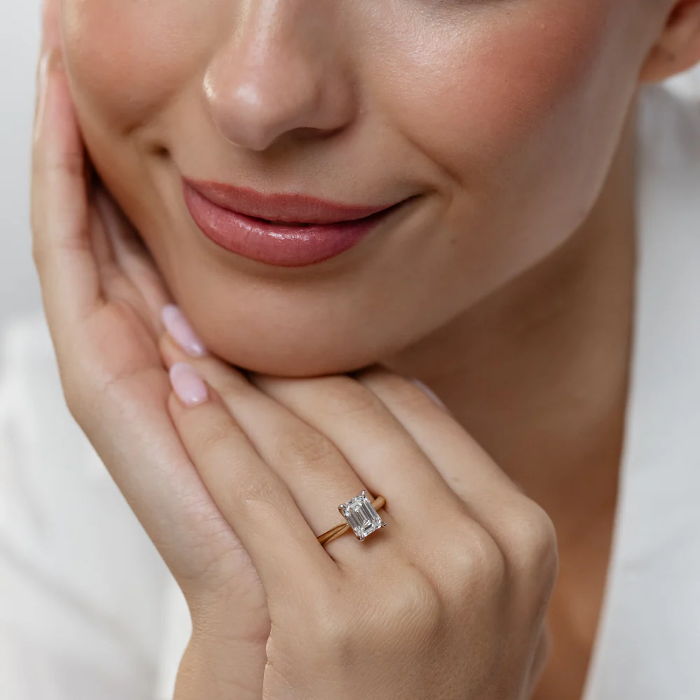 Luminesce Lab Grown 2 Carats Emerald Diamond Solitaire Ring in 9ct Yellow Gold - Image 4