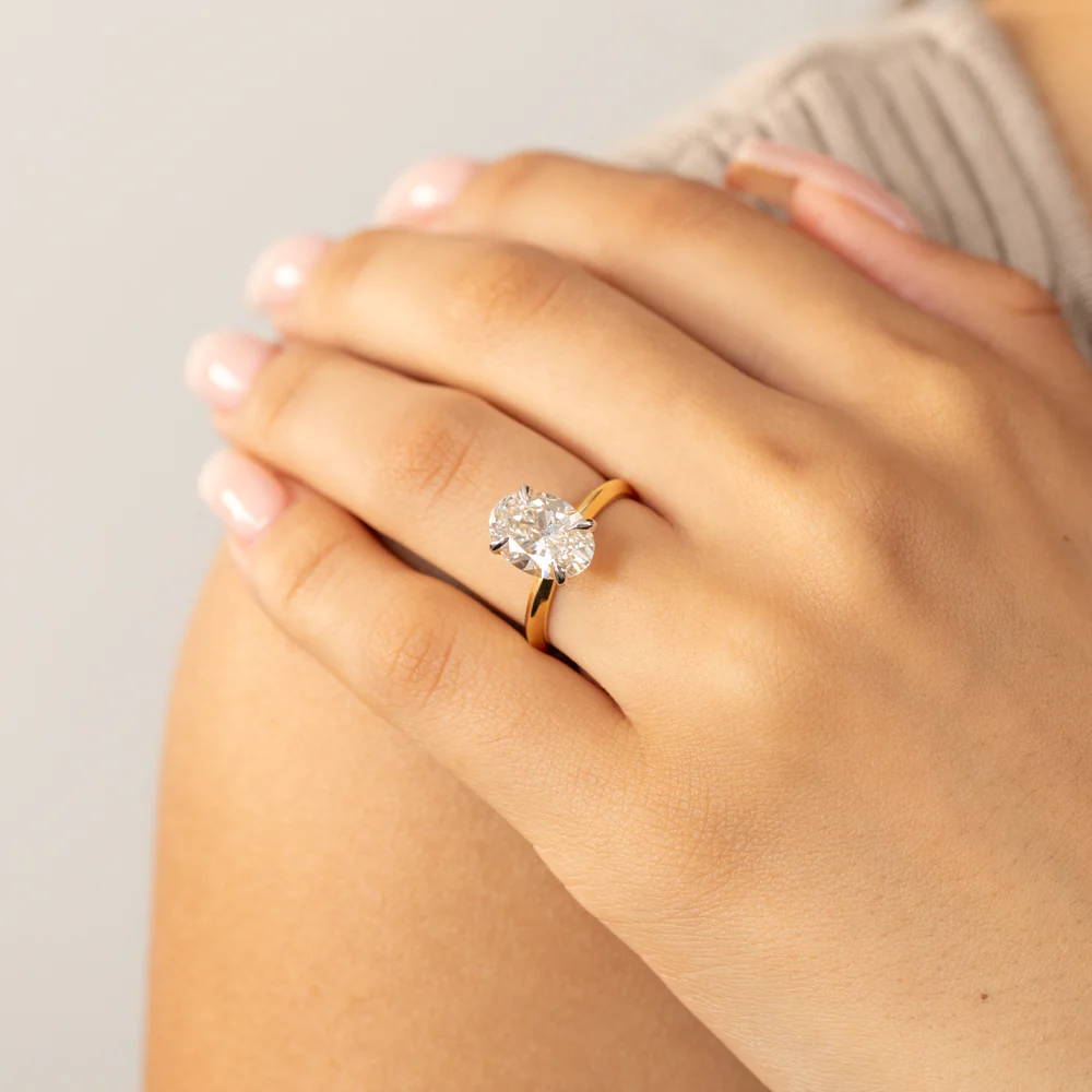 Luminesce Lab Grown 3 Carat Certified Diamond Oval Solitaire Ring in 18ct Yellow Gold - Image 5