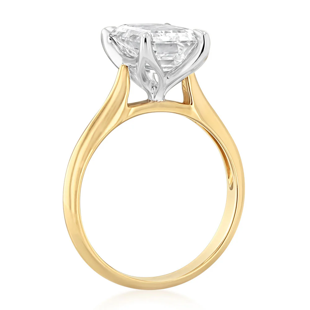 Luminesce Lab Grown 3 Carats Emerald Diamond Solitaire Ring in 9ct Yellow Gold - Image 3