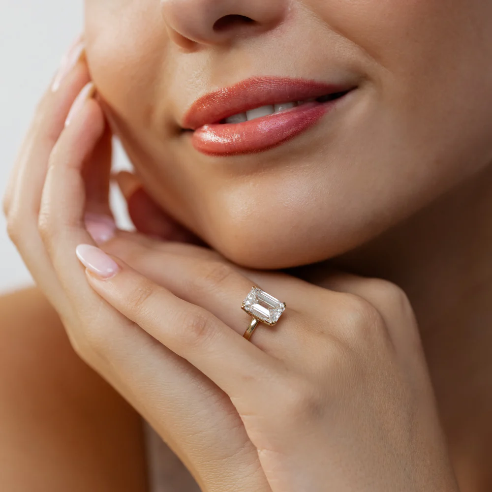 Luminesce Lab Grown 4 Carat Certified Emerald Diamond Solitaire Ring in 9ct Yellow Gold - Image 4