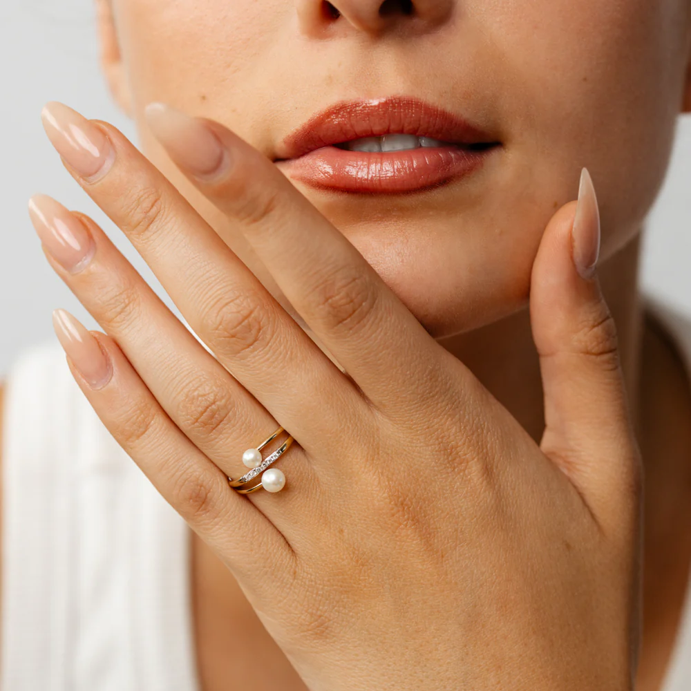 Luminesce Lab Grown Diamond and Freshwater Pearl Ring in 9ct Yellow Gold - Image 3