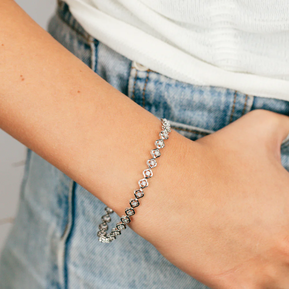 Luminesce Lab Grown Flower Shaped 1/5 Carat Diamond Bracelet in Sterling Silver - Image 3