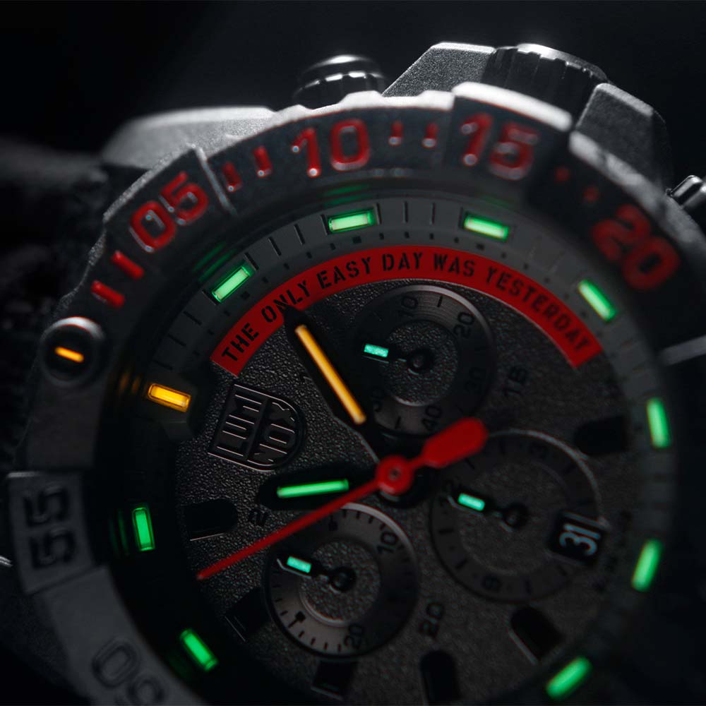 Luminox Navy Seal XS.3581.EY Chronograph - Image 7