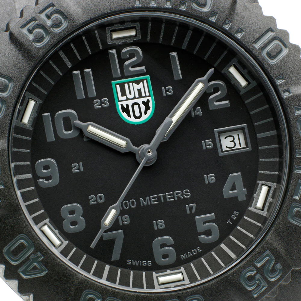 Luminox Sea Lion Carbonox X2.2072 - Image 2