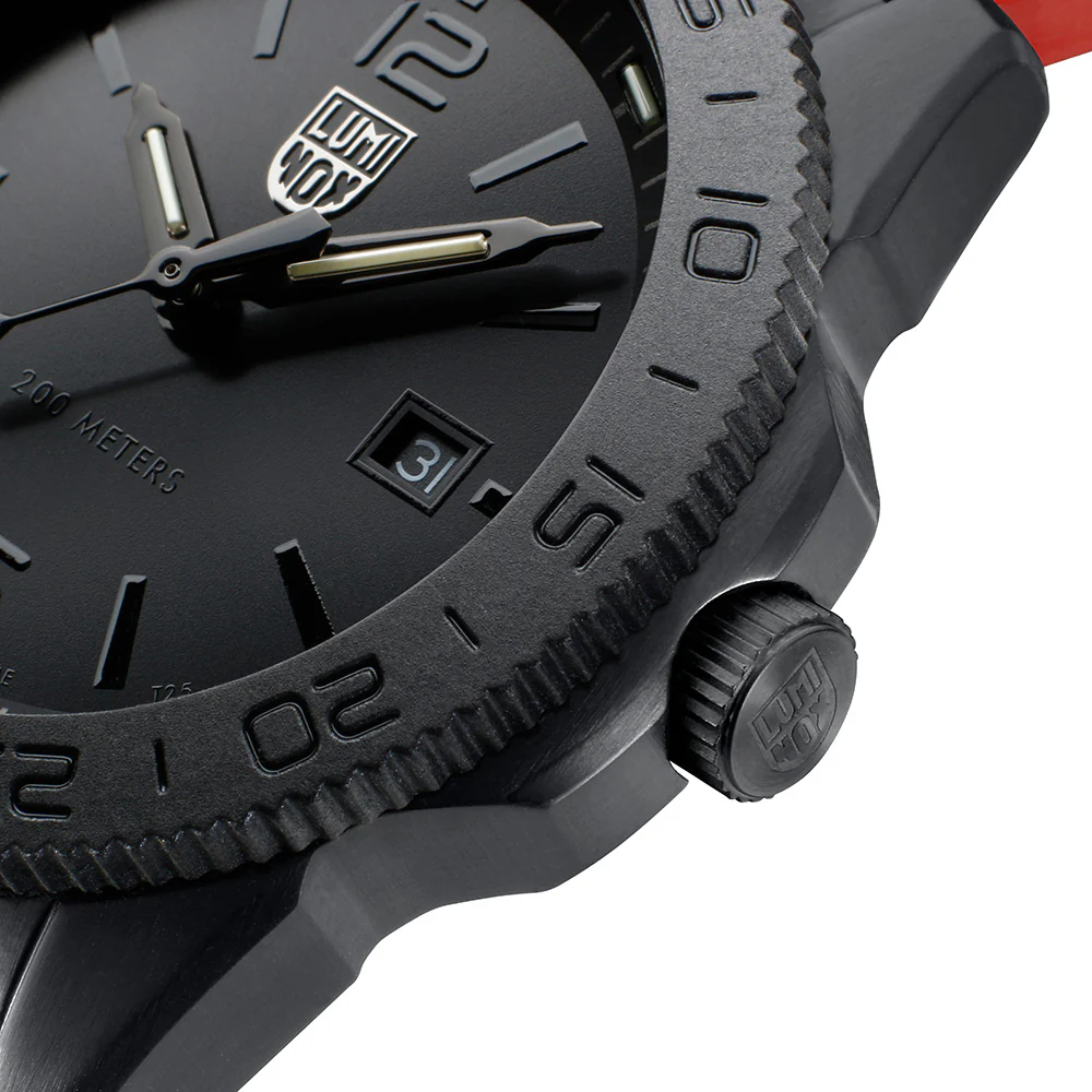 Luminox XS3121BORF Pacific Diver - Image 2