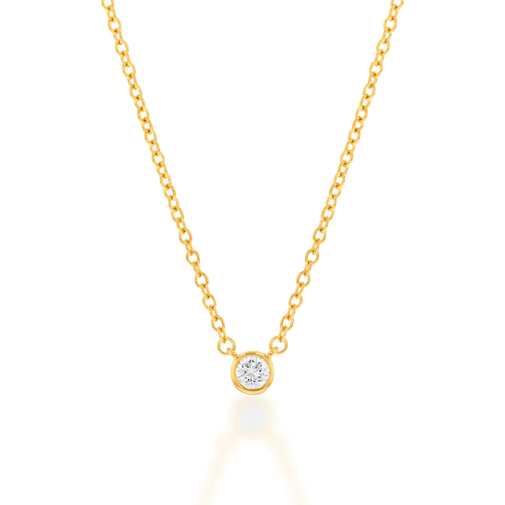 Memoire Solitaire Bezel 10-14Pt Diamond Pendant in 18ct Yellow Gold with Chain