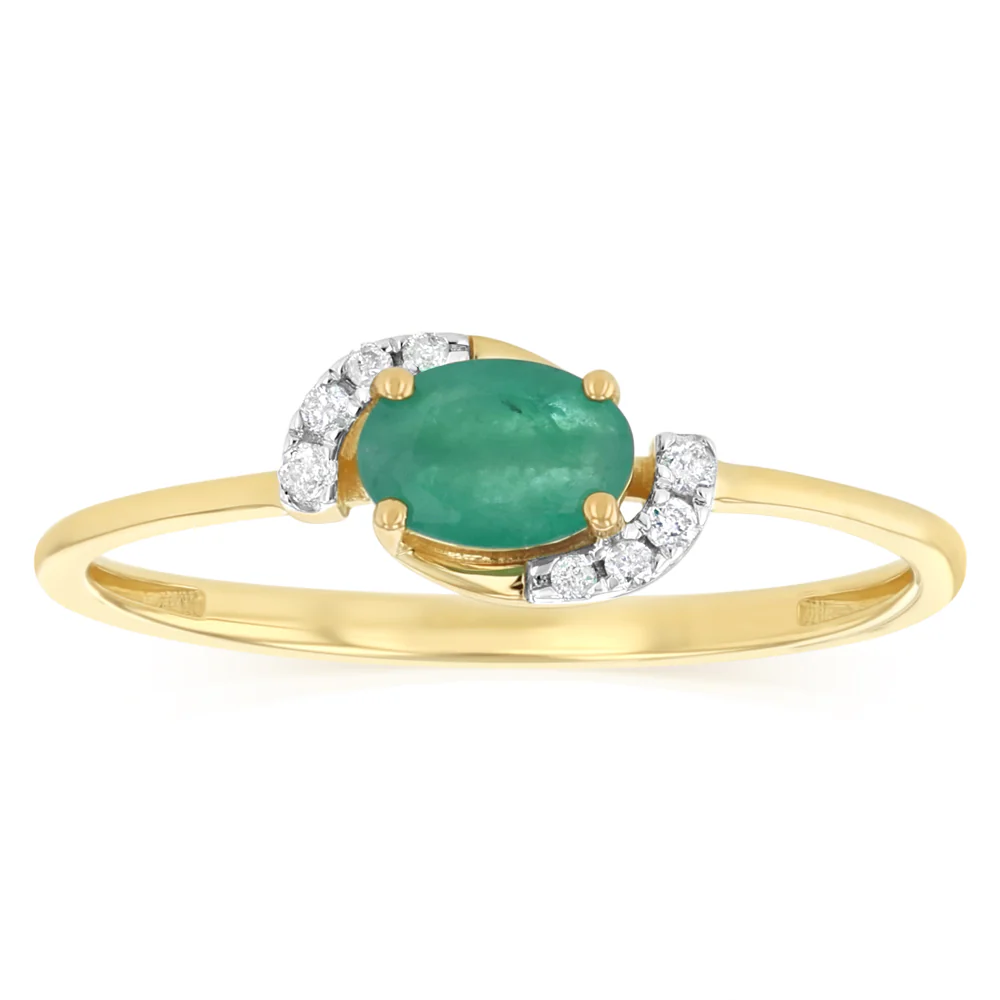 Natural Emerald and Diamond Ring in 9ct Yellow Gold