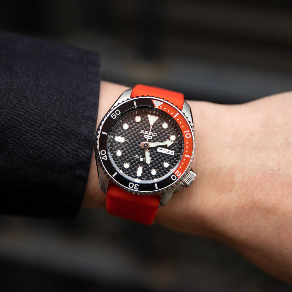 Seiko 5 SRPJ97K-2 Supercars Sports Collaboration - Image 7