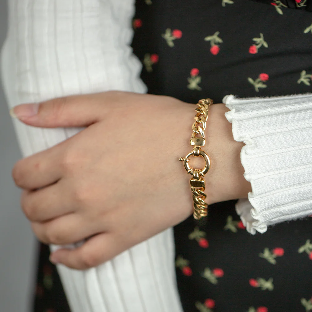 Signoretti Curb Bracelet in 9ct Gold - Image 3