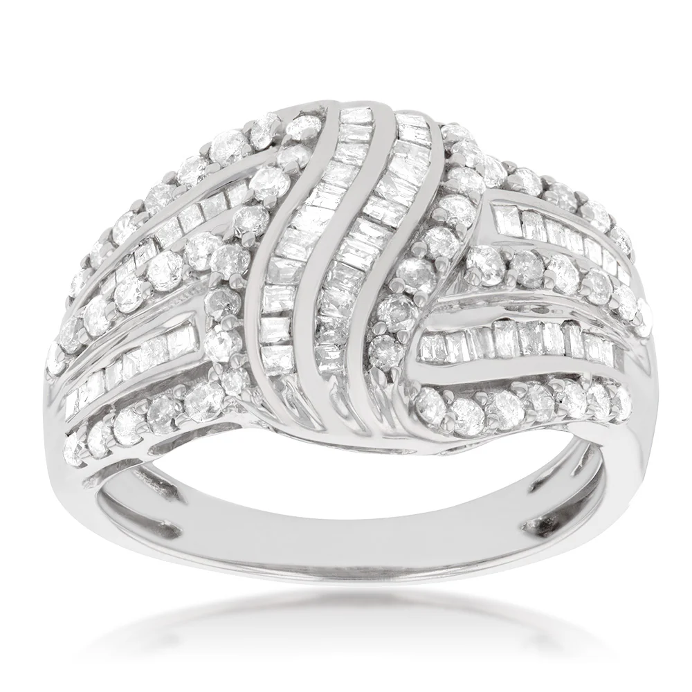 Sterling Silver 1.1 Carat Diamond Ring with Round Brilliant Cut Diamonds
