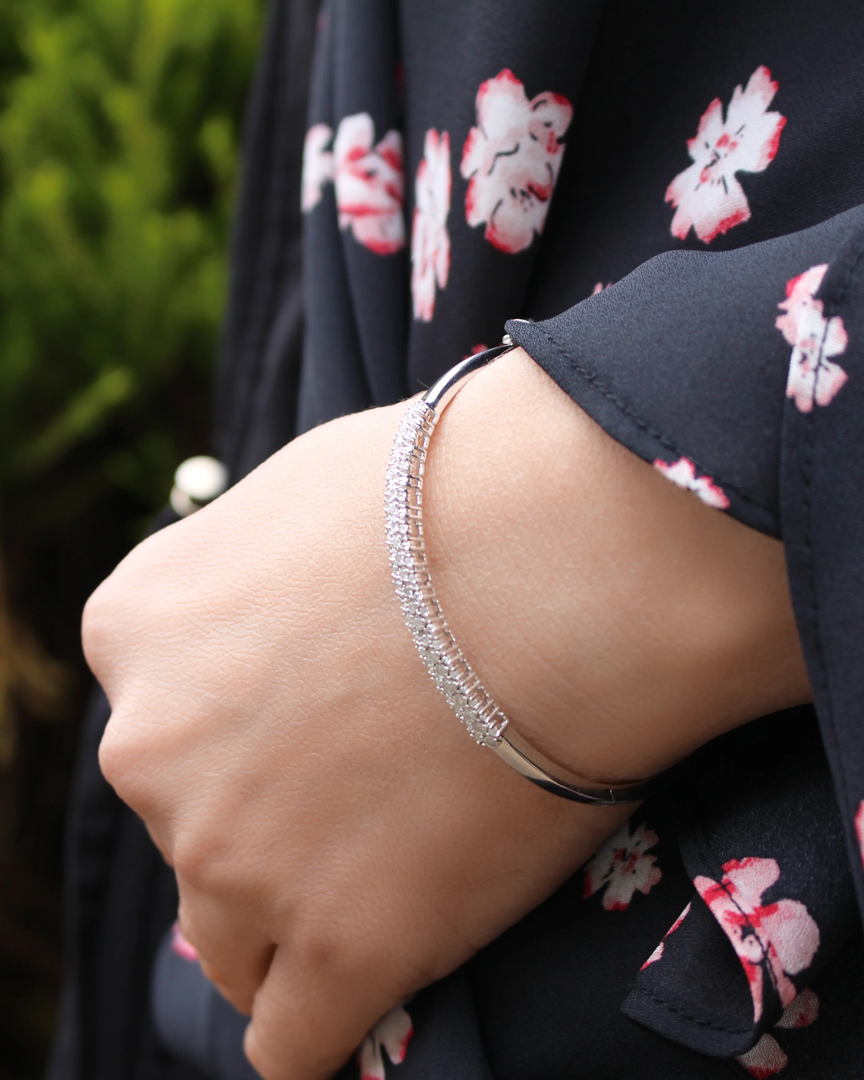 Sterling Silver 1/2 Carat Diamond 3 Row 60mm Hinge Bangle - Image 2