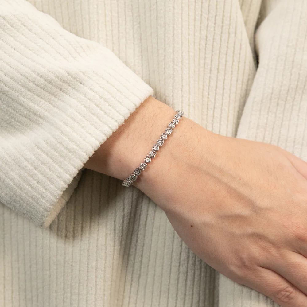 Sterling Silver 1/5 Carat Diamond Heart Bracelet 18.5cm - Image 3