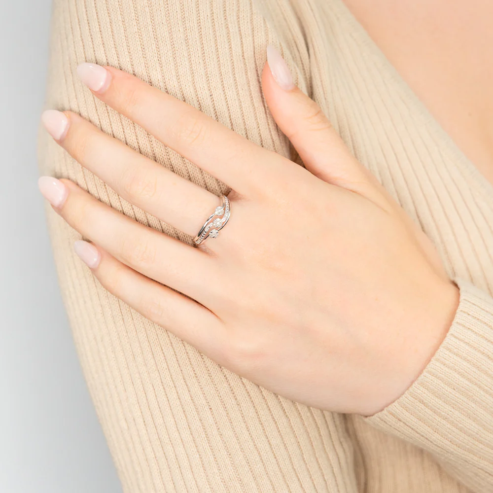 Sterling Silver 14 Diamond Ring - Image 3