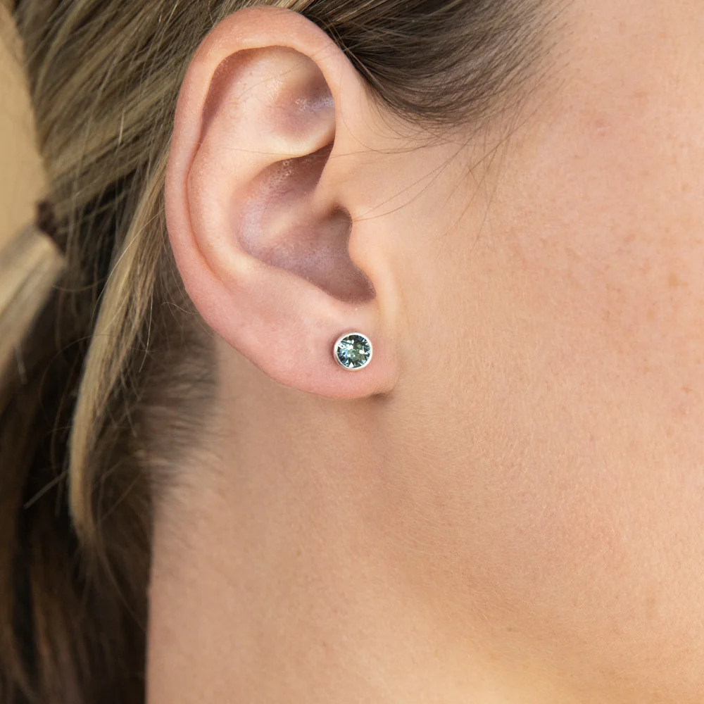 Sterling Silver 5mm Blue Swarovski Crystal Stud Earrings *colours may vary* - Image 2