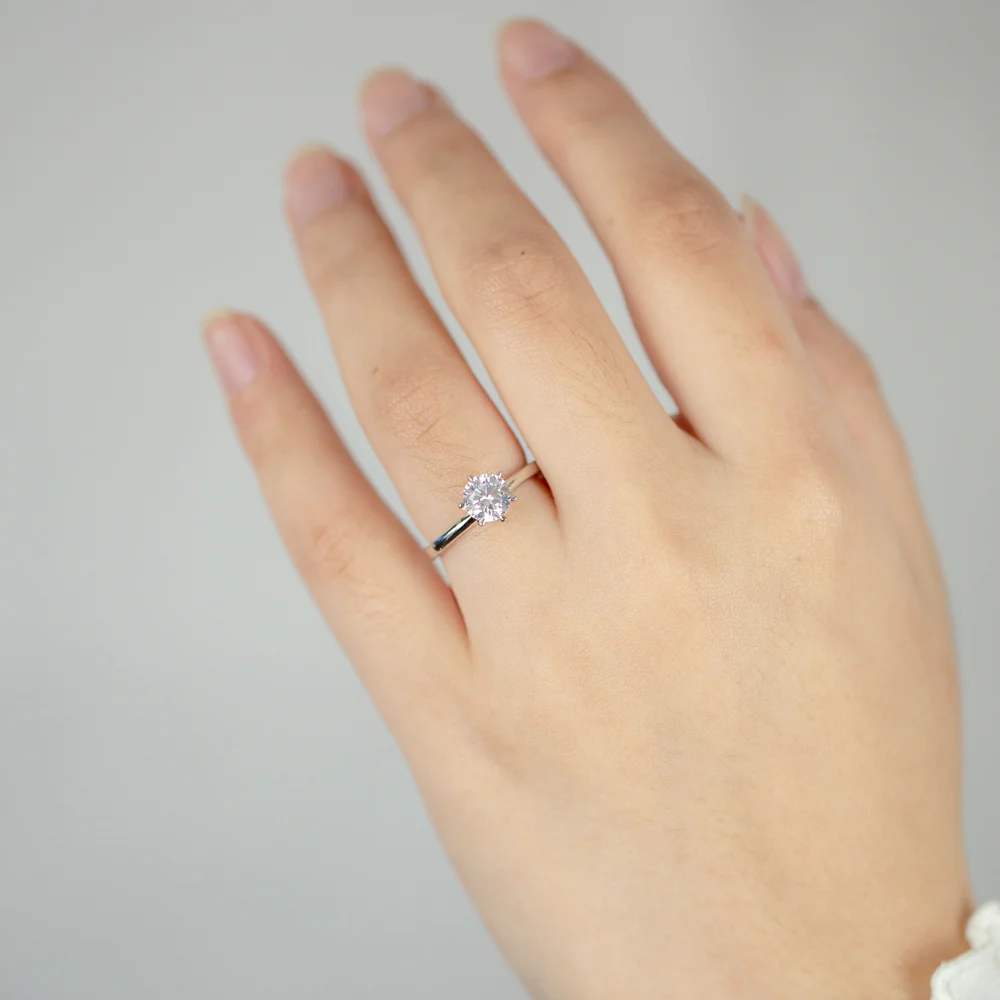 Sterling Silver 6 Claw 6mm Zirconia Solitaire Ring - Image 3