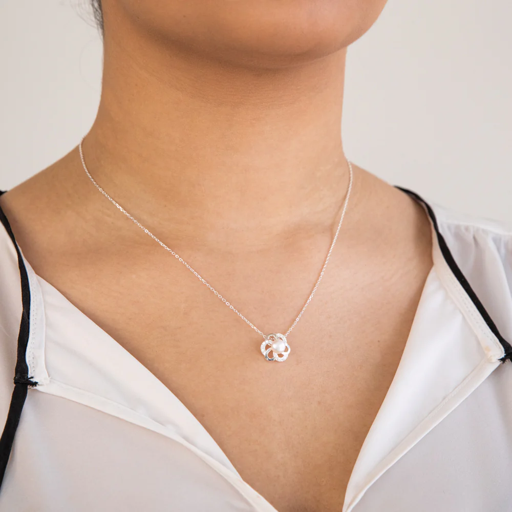 Sterling Silver Boxed Freshwater Pearl and Zirconia Flower Set with 45cm Chain - Image 4