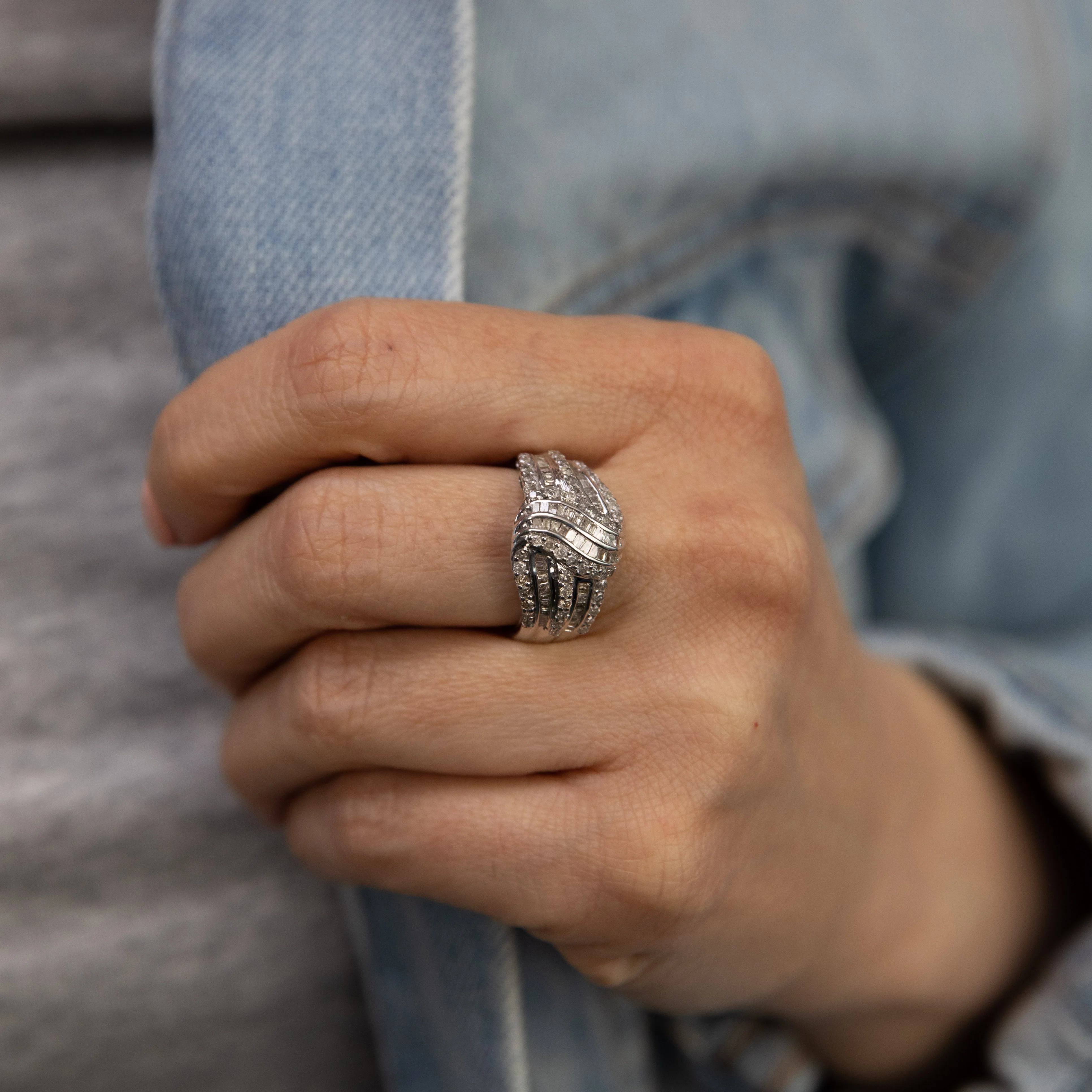 Sterling Silver Cubic Zirconia On Elephant Charm Pendant - Image 2