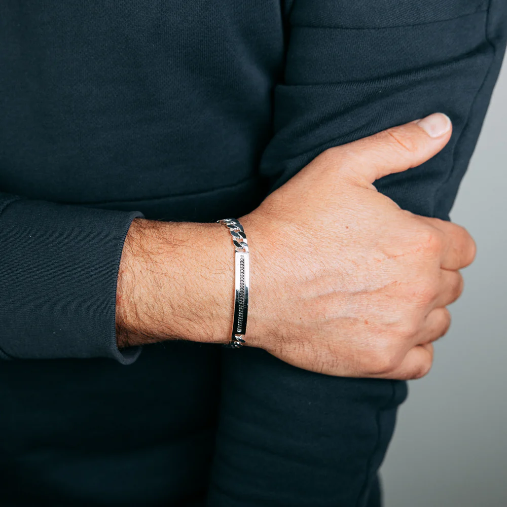 Sterling Silver Four Sides Flat Curb 200 Gauge Black Pattered ID Plate 20cm Bracelet - Image 3