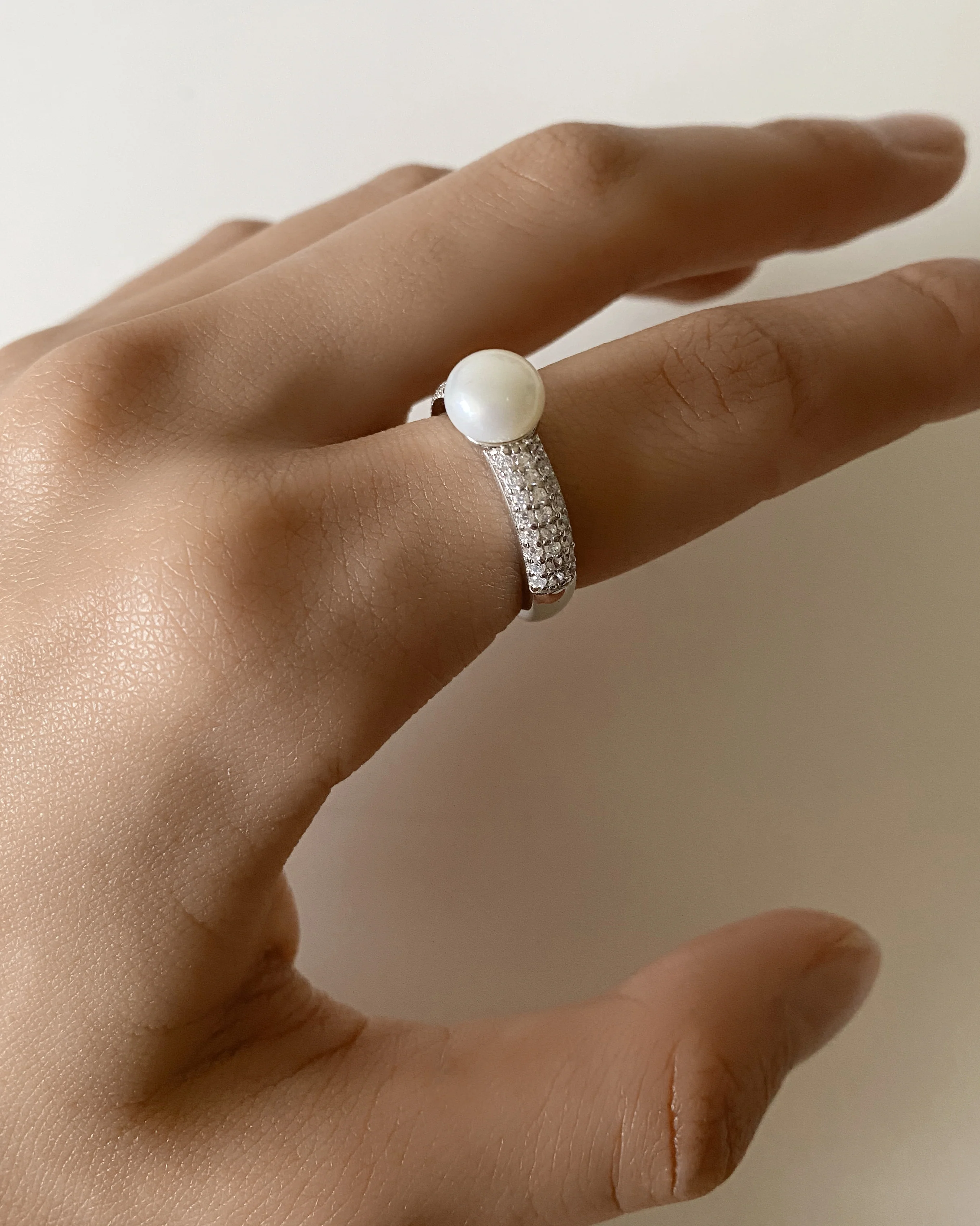 Sterling Silver Freshwater Pearl Cubic Zirconia Ring *No Resize* - Image 5