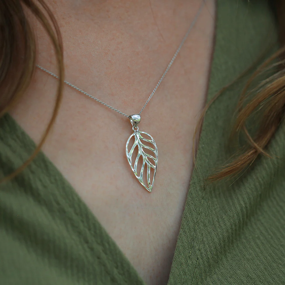 Sterling Silver Open Leaf Pendant - Image 3