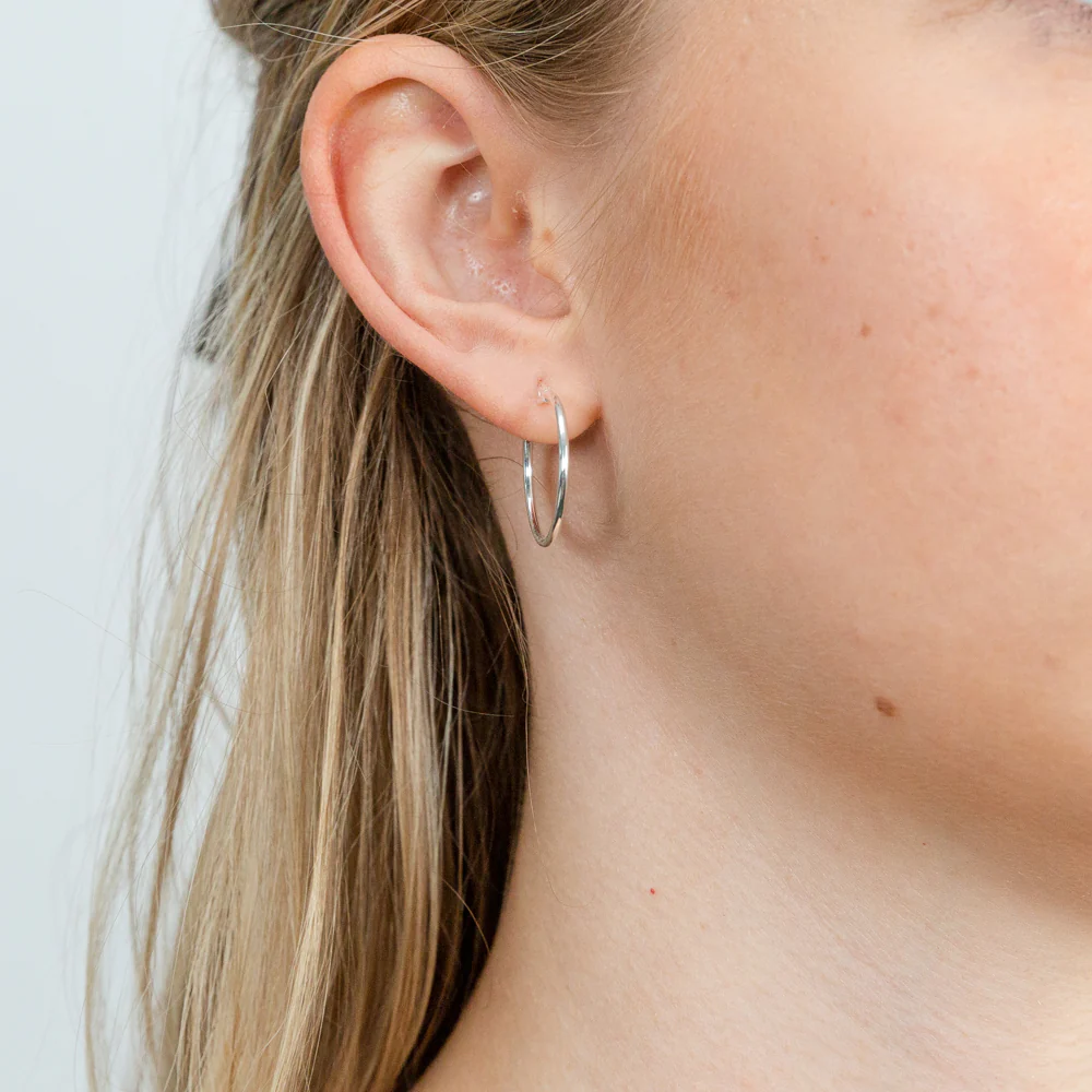 Sterling Silver Plain 20mm Hoop Earrings - Image 2