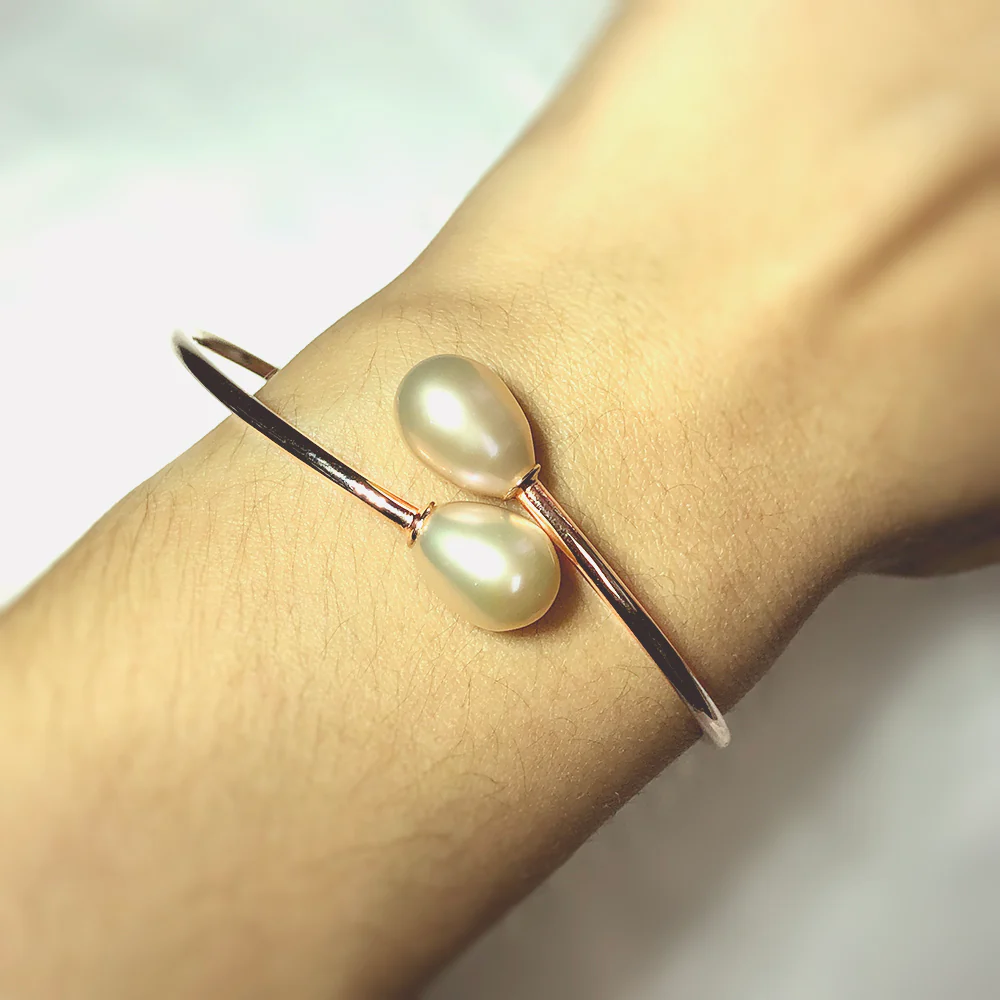 Sterling Silver Rose Gold Plated 8-10mm Freshwater Pearl Bangle - Image 3