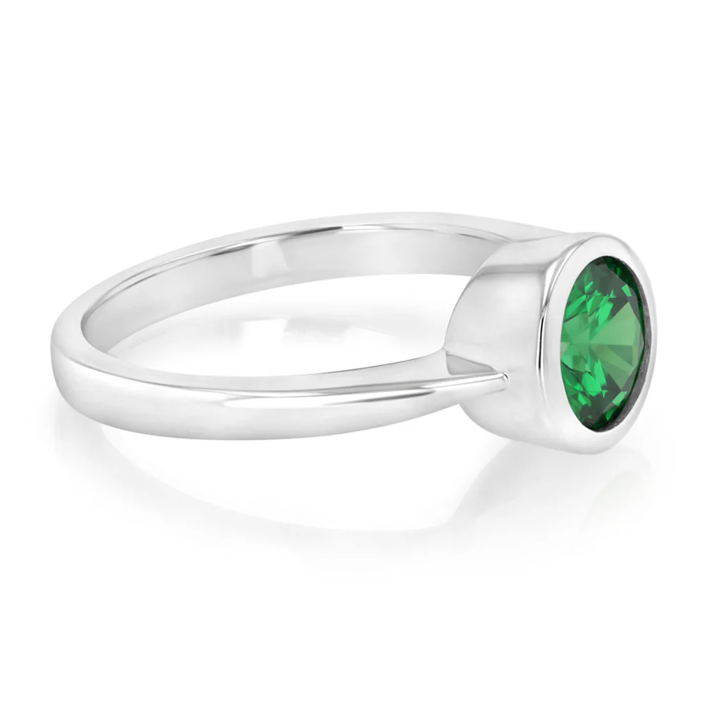 Sterling Silver Round Bezel Set Green Cubic Zirconia Ring - Image 2