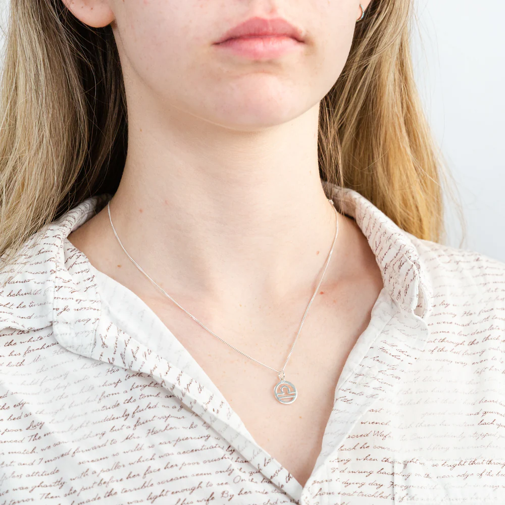 Sterling Silver Round Zodiac/Star Sign Libra Pendant - Image 2