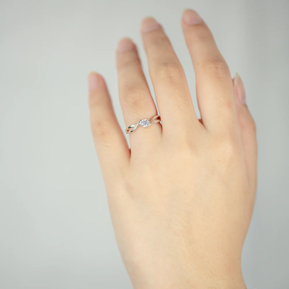 Sterling Silver Zirconia Weave Ring - Image 3