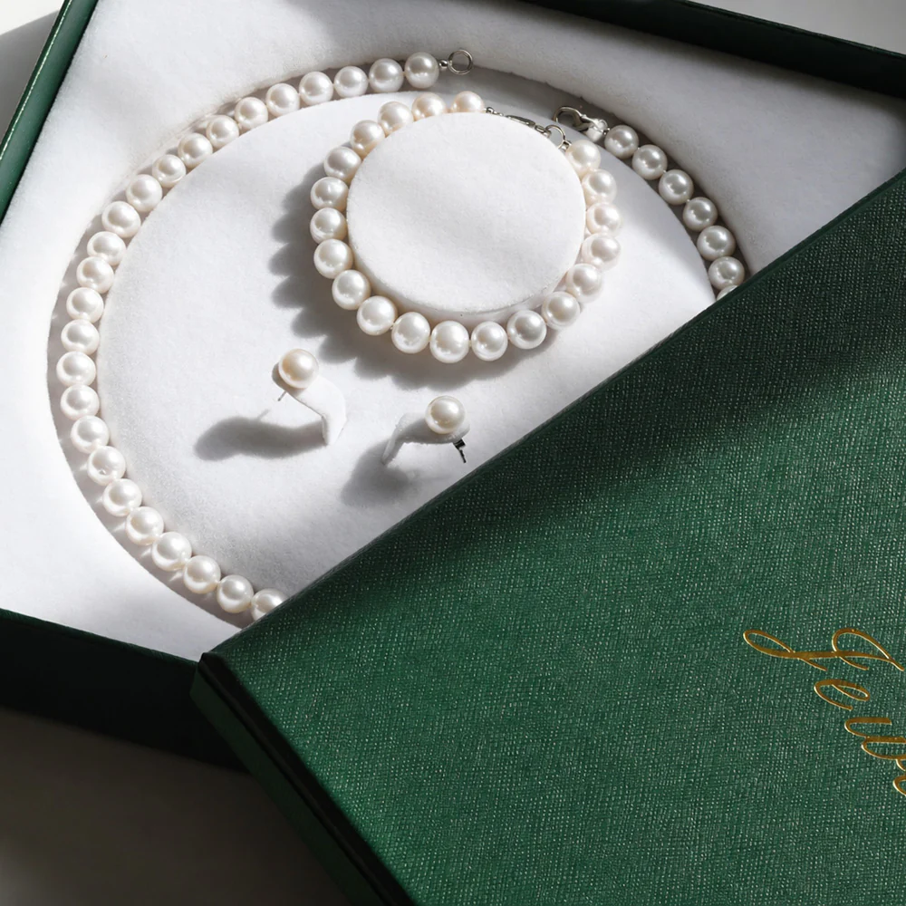 White Freshwater Pearl Bracelet, Necklace & Earring Set with Sterling Silver Clasp - Image 7